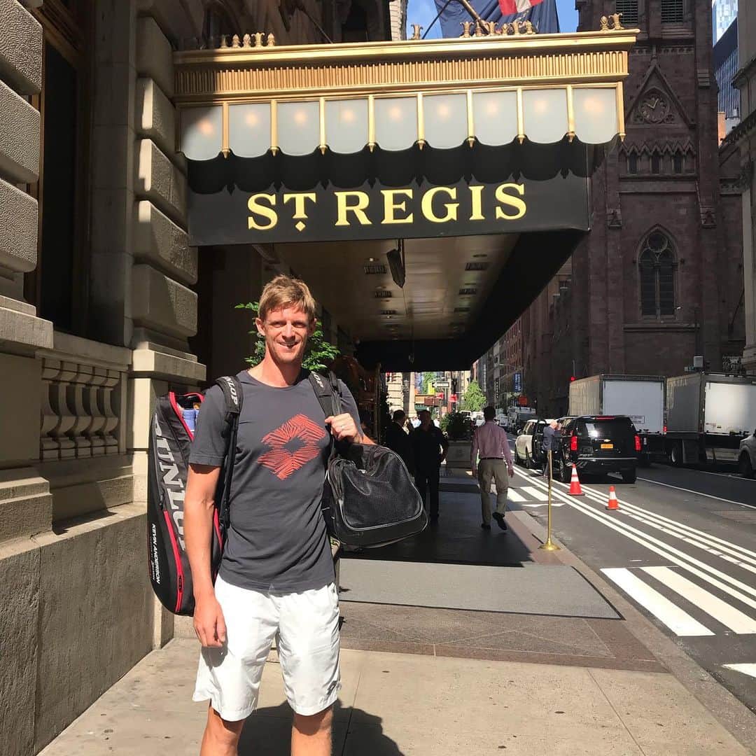 ケビン・アンダーソンさんのインスタグラム写真 - (ケビン・アンダーソンInstagram)「Always happy to be back in New York for the US Open. Thank you to the team at @stregisnewyork for the warm welcome! #StRegisNY #LiveExquisite #SRPartner」8月22日 7時18分 - kandersonatp