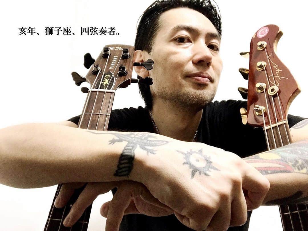 JIGEN のインスタグラム：「たんたん誕生日。今日から48歳の年男、益々猪突猛進で頑張りマス！」