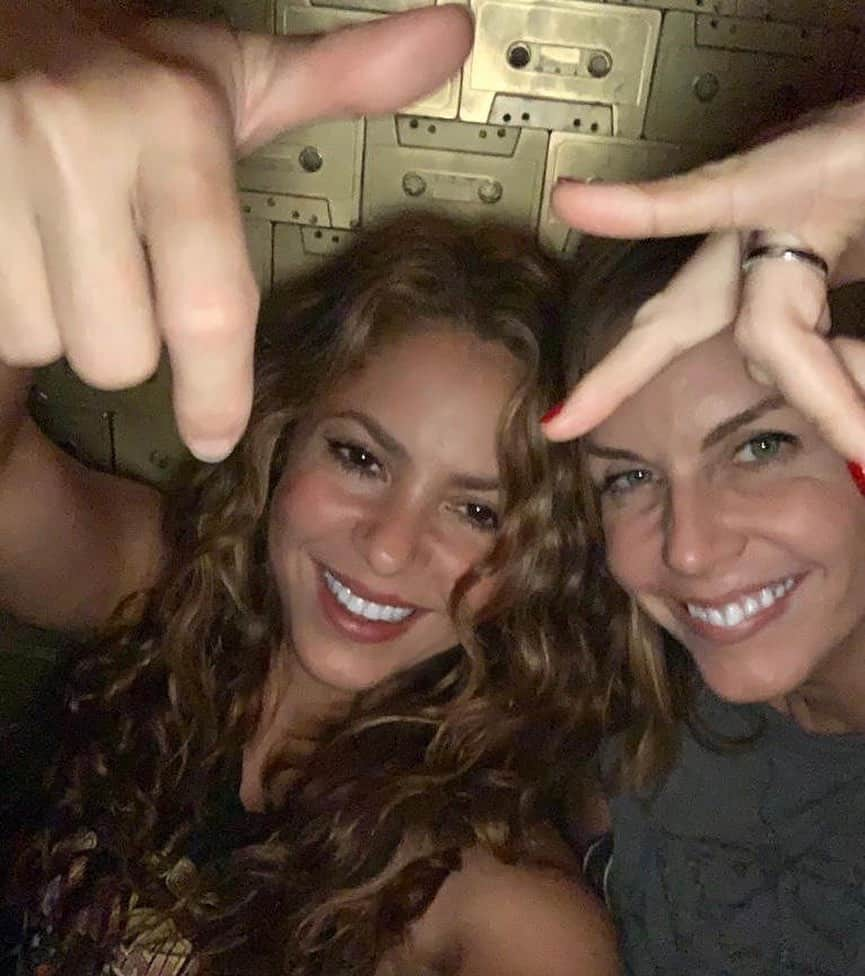 シャキーラさんのインスタグラム写真 - (シャキーラInstagram)「Girls night out! Shak」8月22日 9時03分 - shakira