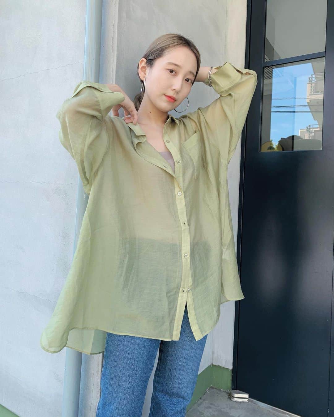 のインスタグラム：「﻿近日 大人気で完売してる透けBIGシャツに﻿ 新色入荷予定 〜 ！﻿ ﻿ この色買う 〜 🍋🥝🥑﻿ ﻿ #パルクロ予約スタート #Kastane」