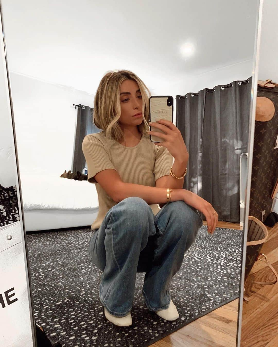 Lauren Elizabethさんのインスタグラム写真 - (Lauren ElizabethInstagram)「Comfy but can leave the house 🖤」8月22日 10時39分 - laurenelizabeth