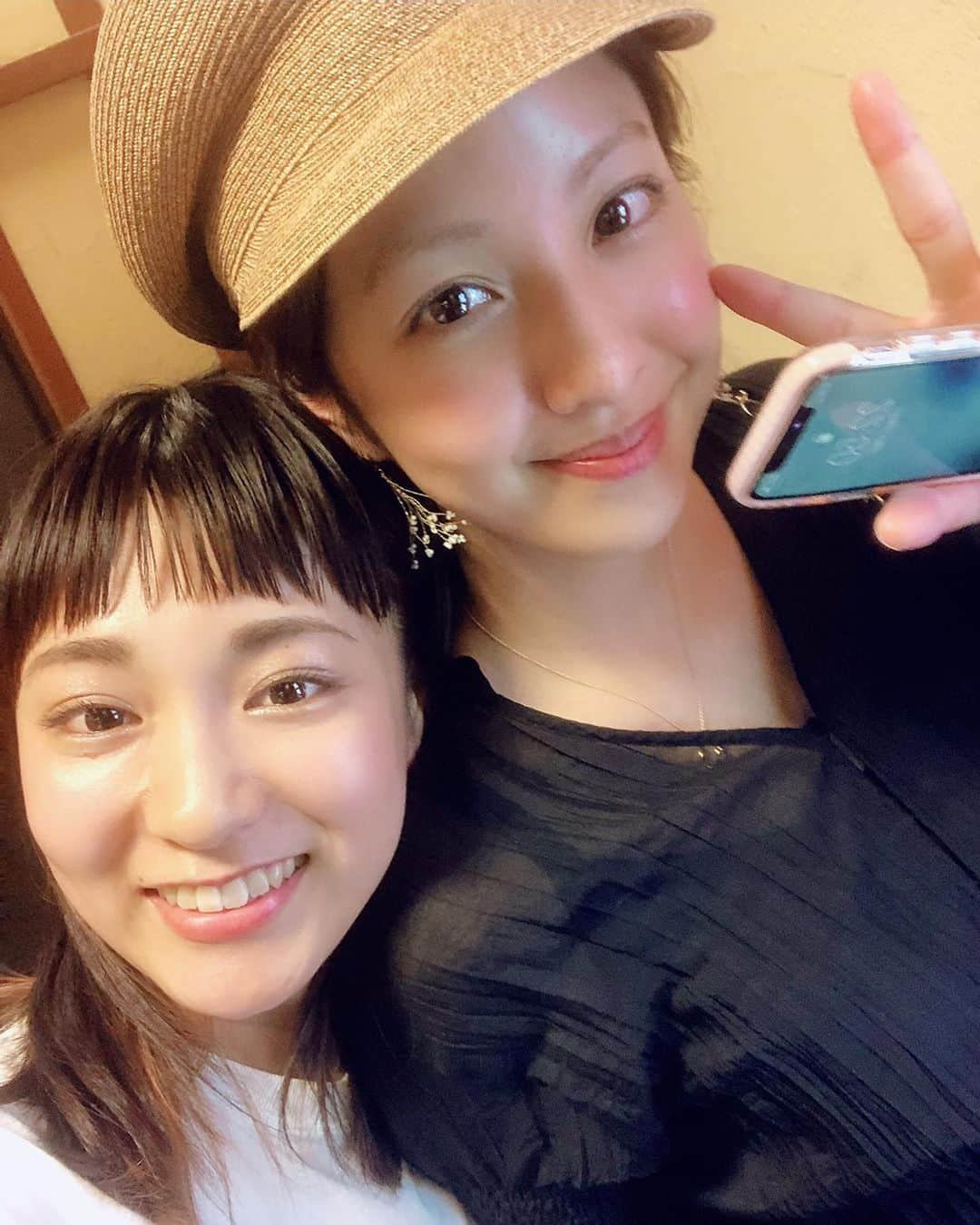 本郷杏奈さんのインスタグラム写真 - (本郷杏奈Instagram)「上京したときから仲良くして もらってる大好きな先輩😘 会うときは基本ジンギスカン🐑笑  #大好きなひとシリーズ #ジンギスカン #羊サンライズにいきたい」8月22日 11時00分 - annahongou