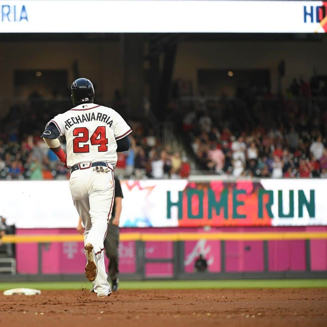 アトランタ・ブレーブスさんのインスタグラム写真 - (アトランタ・ブレーブスInstagram)「Always down for a fish fry. #ChopOn」8月22日 11時13分 - braves