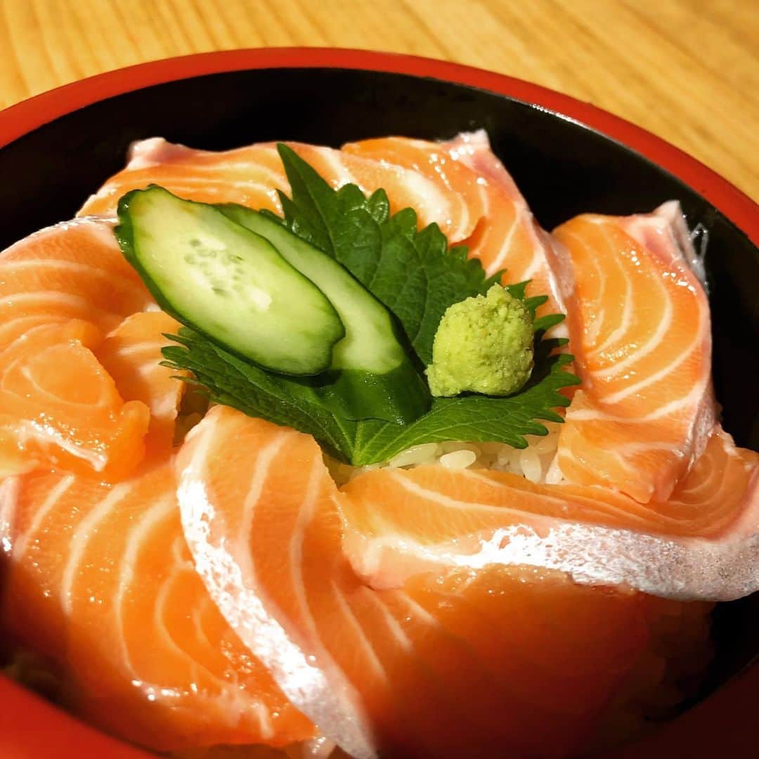 北海道知床漁場 伊丹店のグルメインスタ