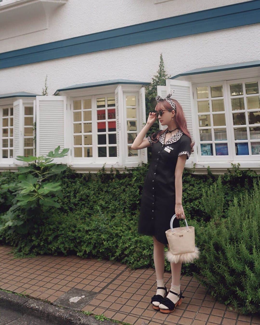 Chikako千佳子さんのインスタグラム写真 - (Chikako千佳子Instagram)「🖤 #pinkhouse #honeysalon #katiethestore」8月22日 22時03分 - cindychikako