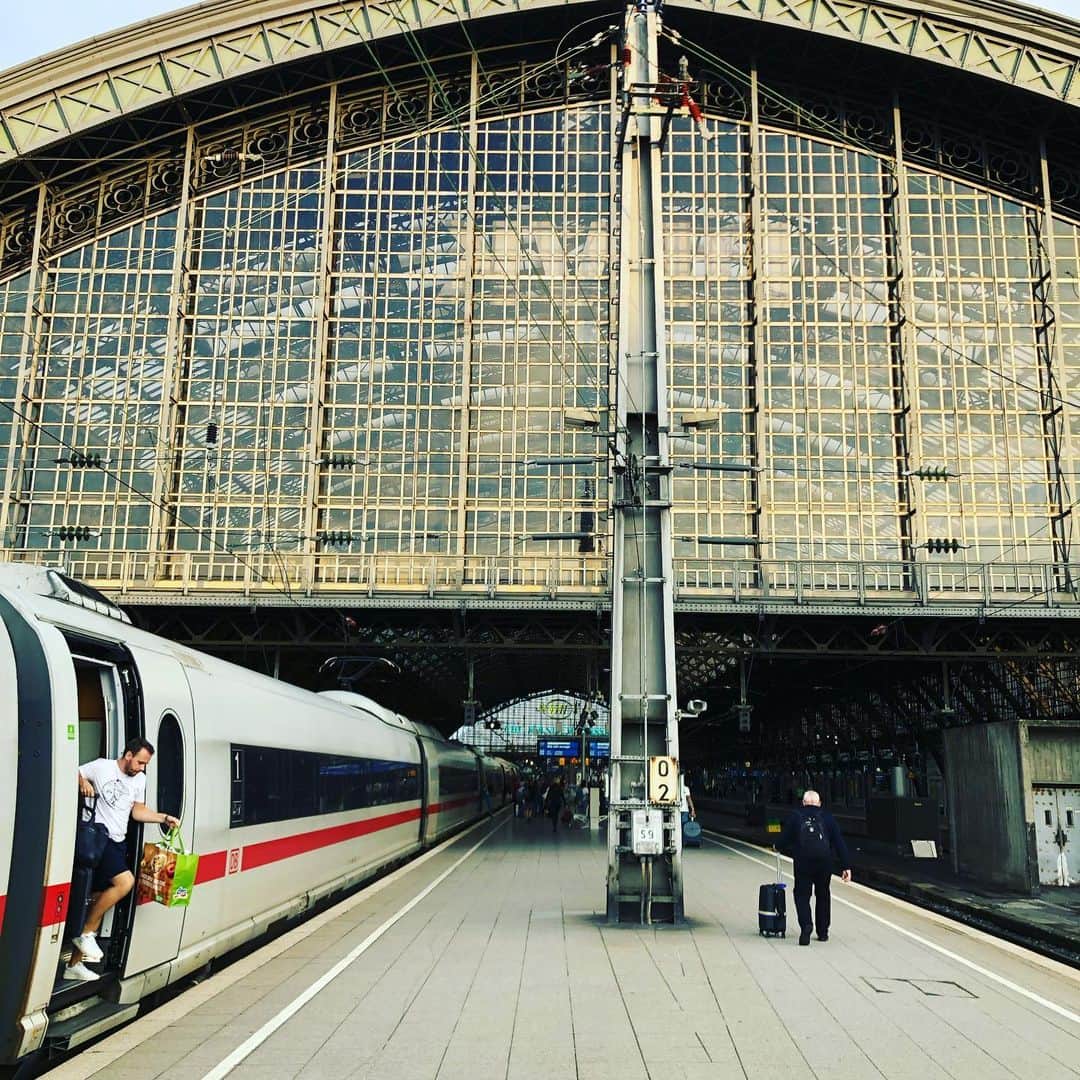 須田剛一のインスタグラム：「SAYONARA Köln.」