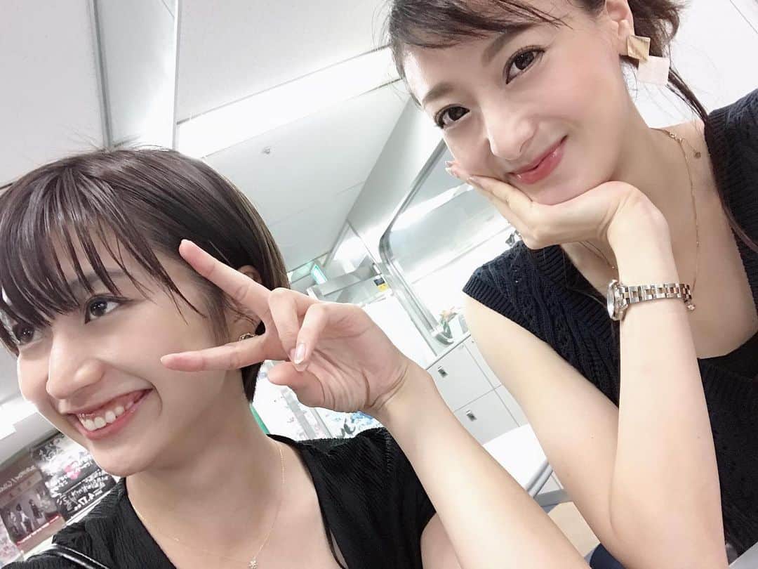 高橋麻美さんのインスタグラム写真 - (高橋麻美Instagram)「今日のまきちゃん😁 変顔🤪笑  #pic #ラジオ #radio #gogomonz」8月22日 22時19分 - charmy421