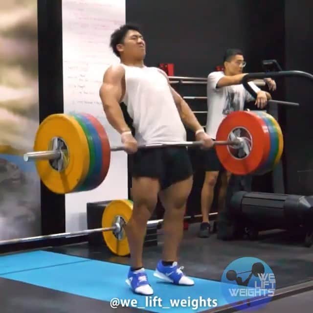 山本俊樹のインスタグラム：「- power clean & jerk 160KG @crossfit_blackships  @we_lift_weights ↓↓↓↓↓↓↓↓↓↓ 来月タイである世界選手権にhookgripばりのカメラとともに撮影に来きます。最高の瞬間を撮ってもらえるように頑張ります！  #ウエイトリフティングやろうぜ #weightlifting #snatch #cleanandjerk #squat #deadlift  #耐えて勝つ #率先垂範 #山本俊樹 #LEGACYLIFTER」