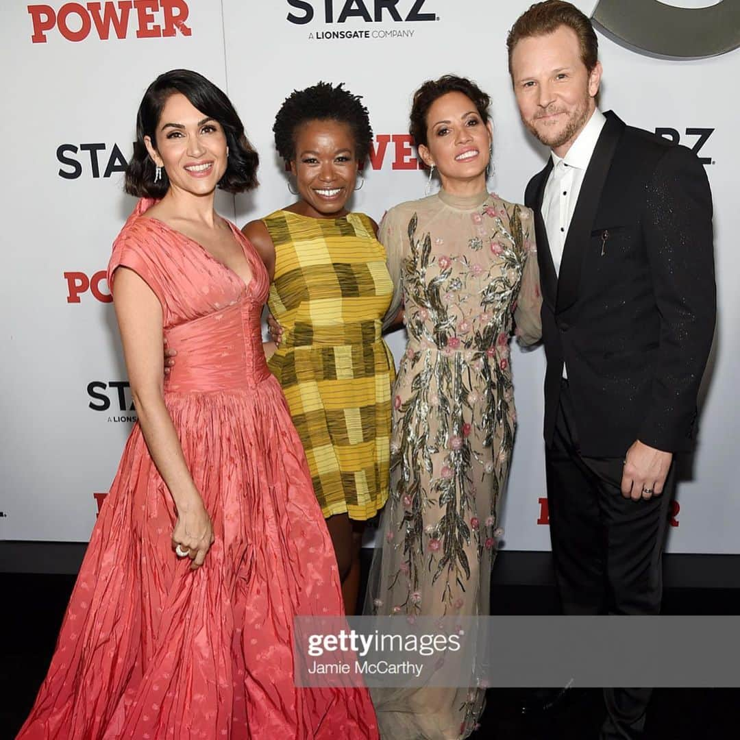 エリザベス・ロドリゲスさんのインスタグラム写真 - (エリザベス・ロドリゲスInstagram)「What a night! This is how you do a premiere!!!! @thegarden  what what! Here are some more moments from last night. August 25th! Get ready. I’m all over this season. @power_starz #thefinalbetrayal #youaintread  thank you @erinnstyles @lizomakeup @coreytuttlehair 👗@reemacra thank you! Everyone wanted to know who made the dress. Simply stunning!!!」8月22日 14時15分 - theonlyelizabethrodriguez