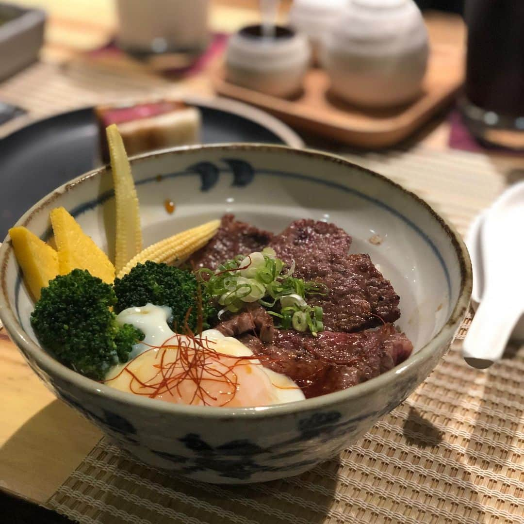 紀卜心さんのインスタグラム写真 - (紀卜心Instagram)「和🐂三明治🥪」8月22日 17時04分 - eatzzz7