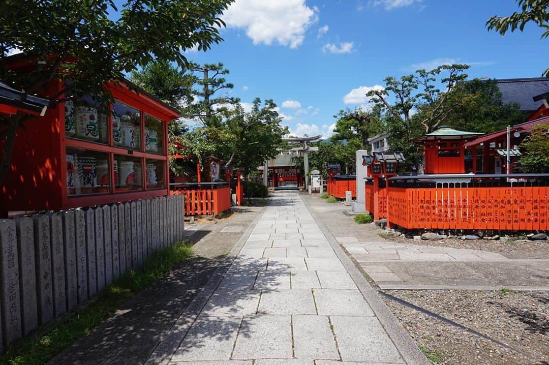 山本紗也加さんのインスタグラム写真 - (山本紗也加Instagram)「_ また京都の投稿に戻りますが 京都でいきたかったところ。 車折神社。 すごく空気が良くて 今まで行った神社の中でも 好きな場所だったなぁ。 _ #京都#神社#車折神社」8月22日 17時31分 - sayaka_yamamoto_official