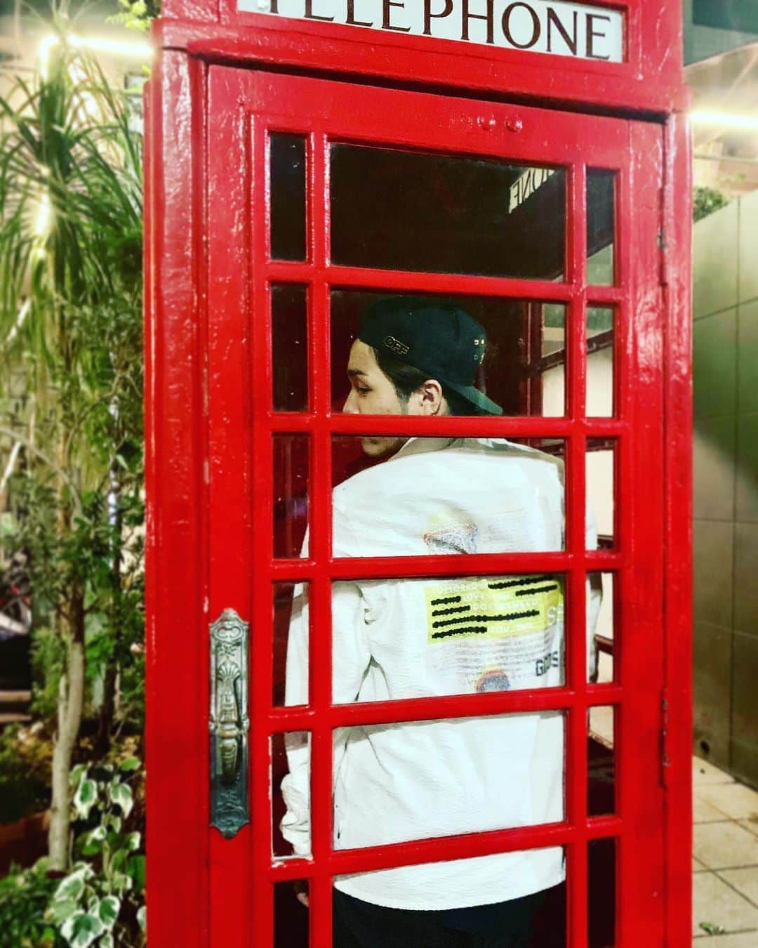 のインスタグラム：「☎️💨」