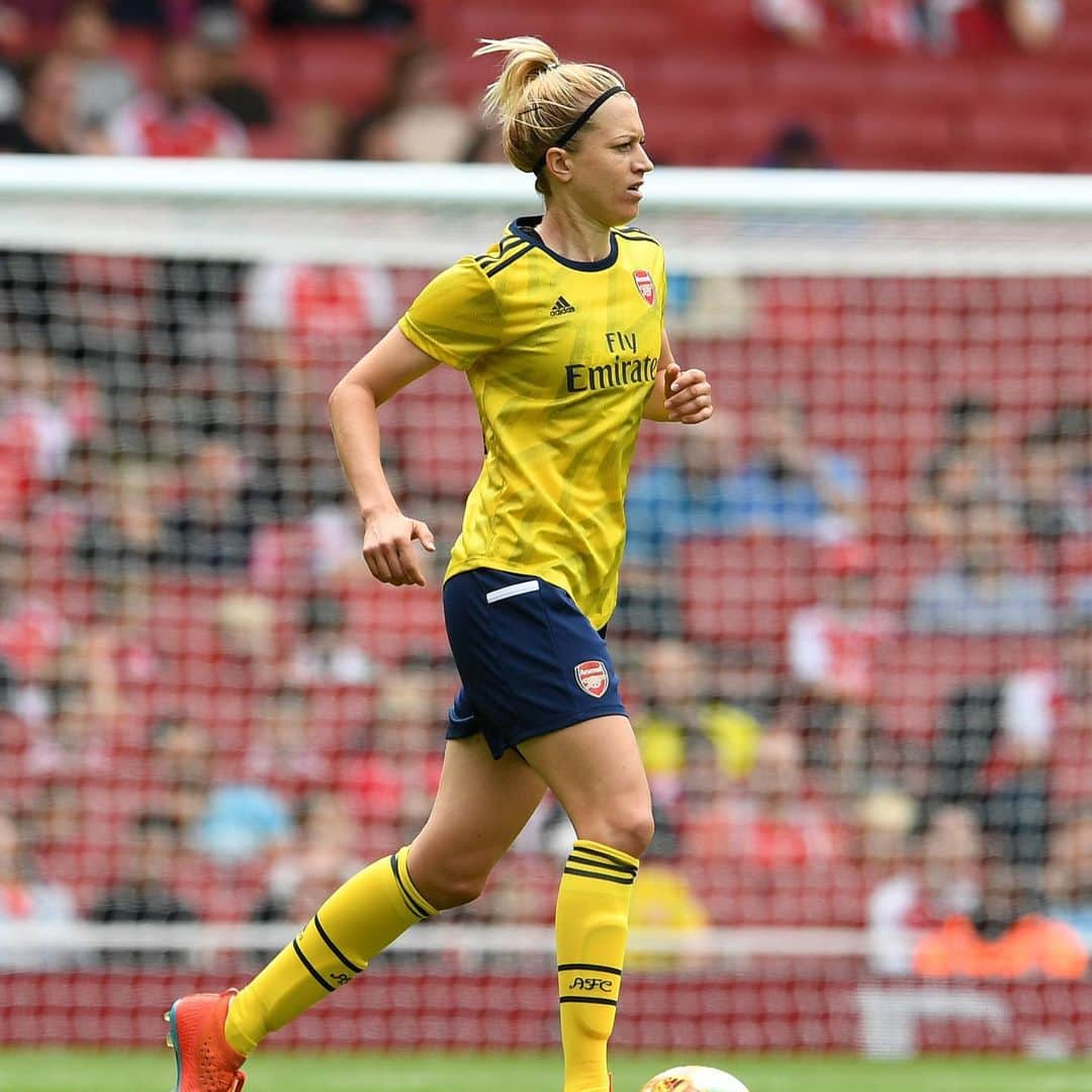 Arsenal Ladiesさんのインスタグラム写真 - (Arsenal LadiesInstagram)「Wishing you the best of luck with Fiorentina, @jarnth 👊 #WeAreTheArsenal ❤️」8月22日 18時21分 - arsenalwfc