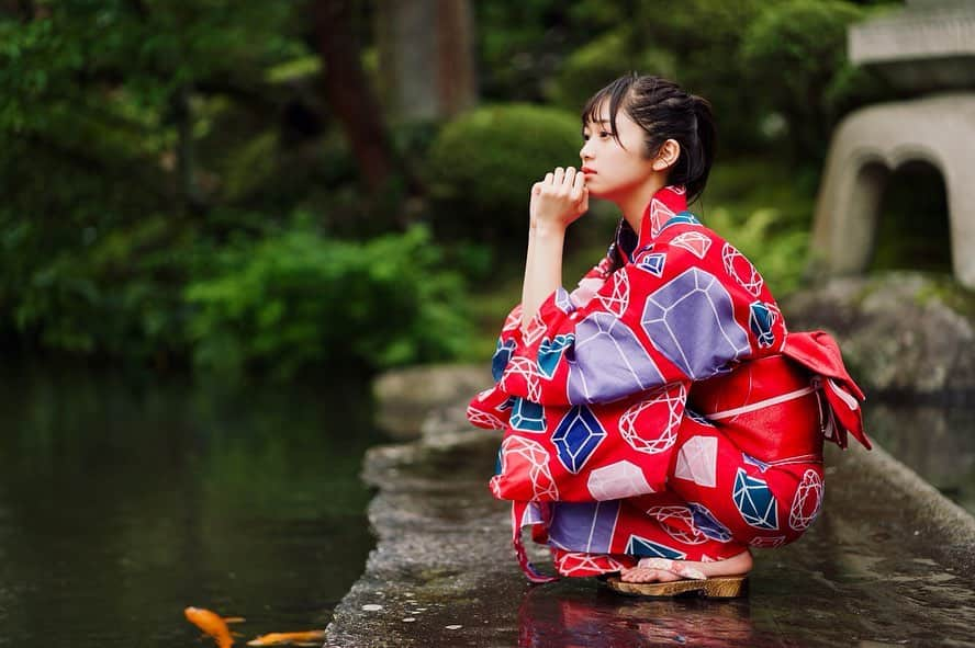 浅野杏奈さんのインスタグラム写真 - (浅野杏奈Instagram)「素敵な事で埋まる夏。﻿ 夢中になって🍀﻿ ﻿ ﻿ 夏天有很多开心的事🍀﻿ #photography #photooftheday  #ポートレート #fashion #film #followme #アイドル #ootd  #coordinate #コーデ #时装 #海 #夏 #浴衣 #夏天  #游览」8月22日 19時57分 - this.is.anna_box