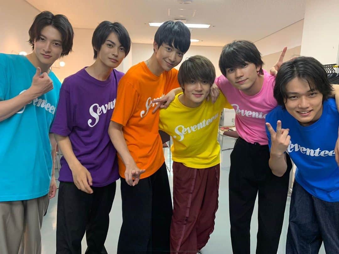 鈴木仁のインスタグラム：「ありがとうございました！！！ #seventeen夏の学園祭」