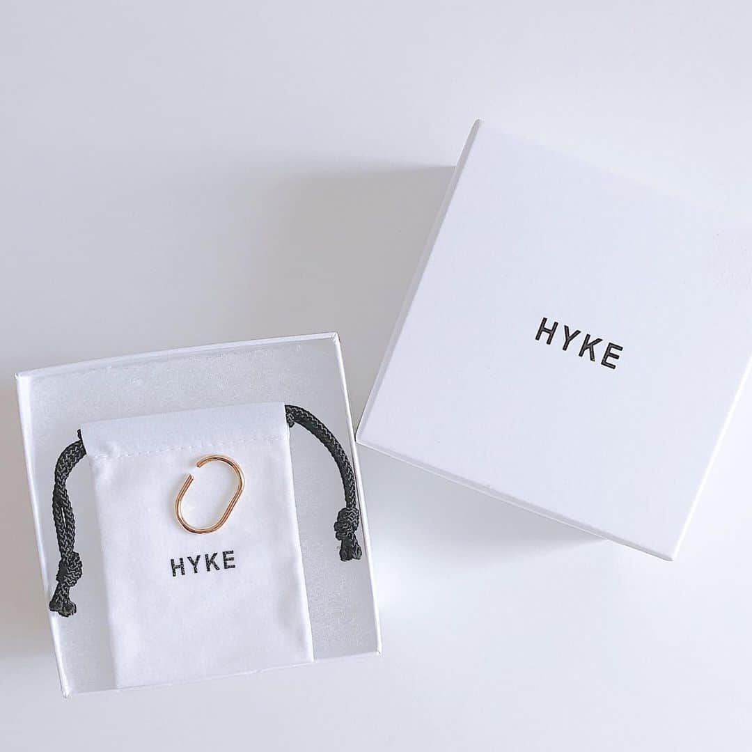 のインスタグラム：「HYKEのイヤーカフ シンプルで可愛い❤️」