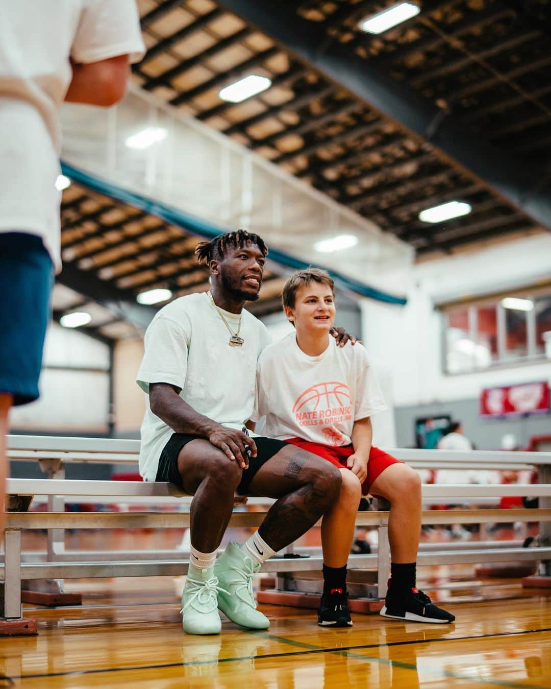 ネイト・ロビンソンさんのインスタグラム写真 - (ネイト・ロビンソンInstagram)「Another great summer & another great @brewstersportscenter basketball camp !!! Big thanks to  @israelandrxde @richesandsaint for coming and taking some beautiful pictures , appreciated y’all #holdat」8月23日 6時32分 - naterobinson