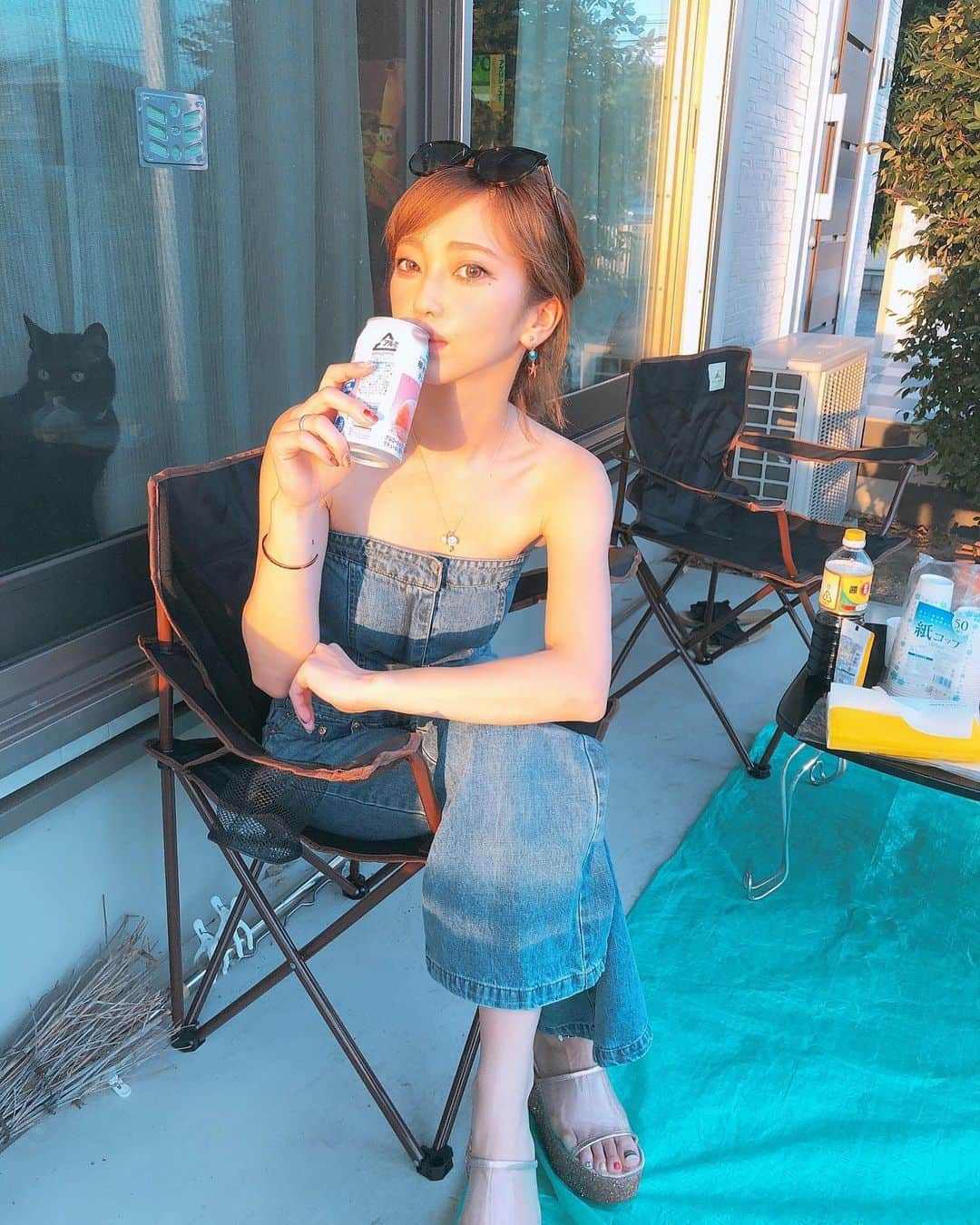 一鷹杏奈さんのインスタグラム写真 - (一鷹杏奈Instagram)「実家でBBQ楽しかったぁ❣️ #バーベキュー#BBQ#お酒#ほろよい#肉食女子#実家#鹿児島#癒やされた」8月22日 23時00分 - annaichitaka