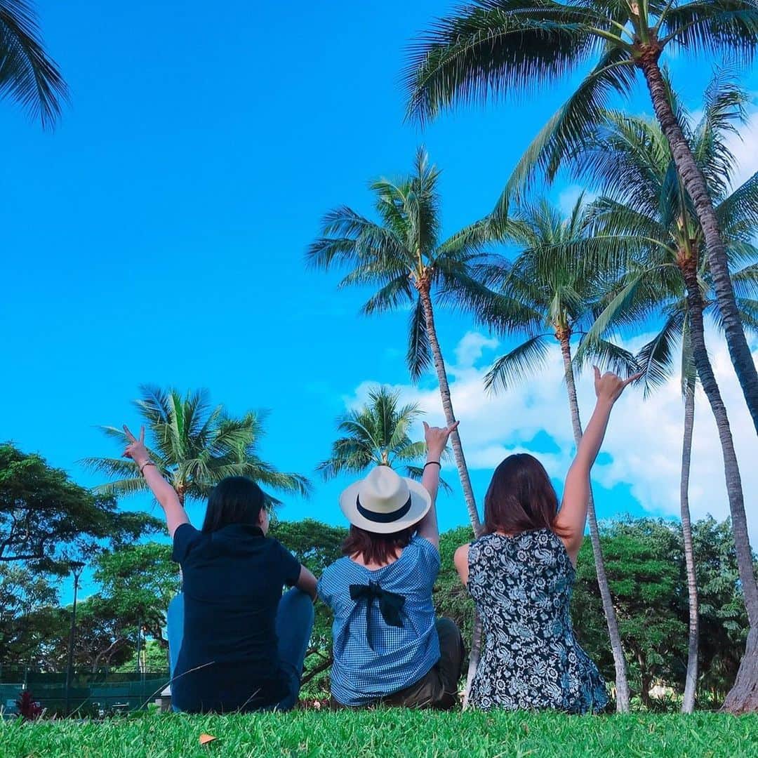 渡辺梨夏子のインスタグラム：「寒くなったら、会えるねっ  #sayuri#hawaii#🌺」