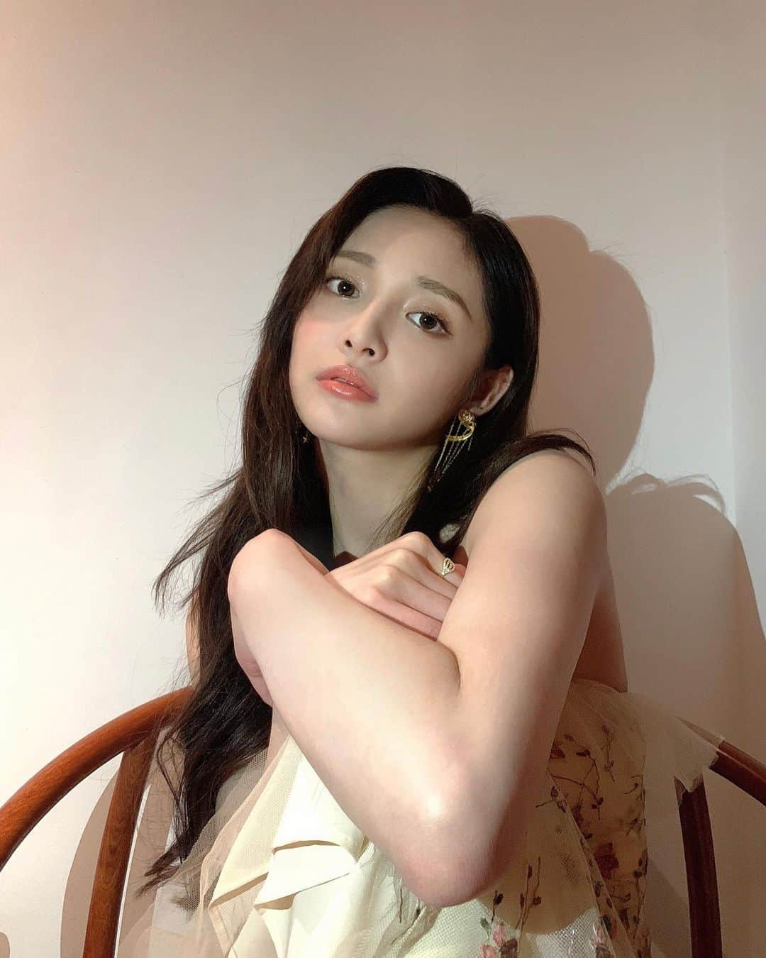 チュ・ギョルギョンさんのインスタグラム写真 - (チュ・ギョルギョンInstagram)「✨」8月22日 23時27分 - zhou_jieqiong1216