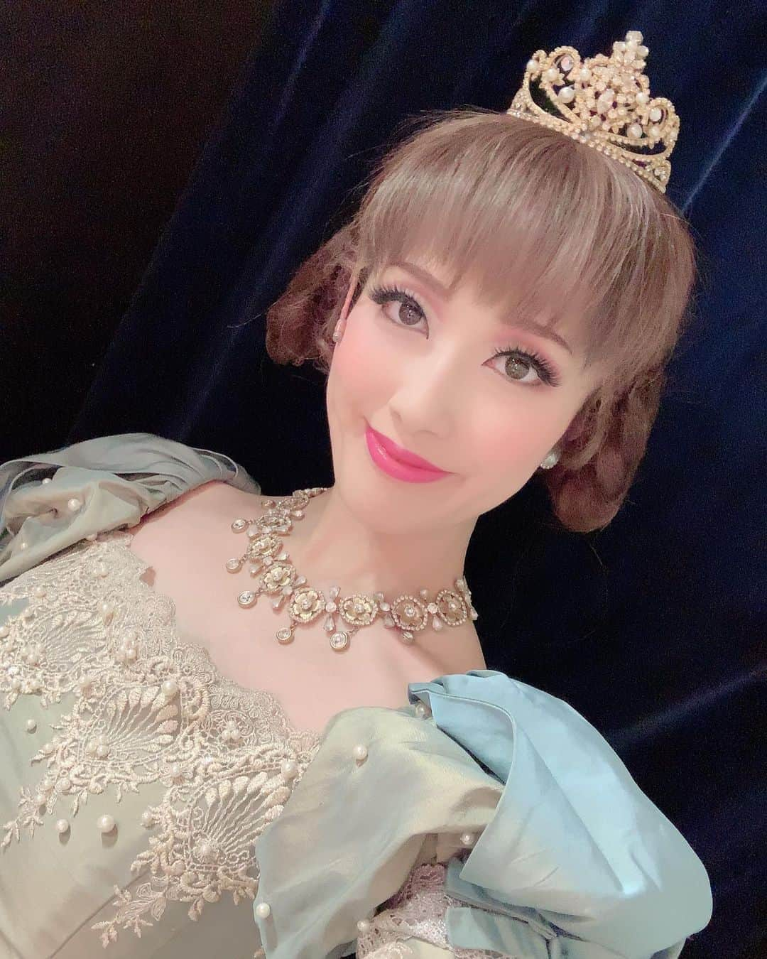 彩花まりのインスタグラム