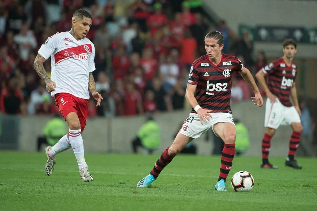 フィリペ・ルイスさんのインスタグラム写真 - (フィリペ・ルイスInstagram)「Flamengo 2x0 Inter ❤️🖤 @libertadores @libertadoresbr 📸 @alexandrevidalfotografo」8月23日 1時12分 - filipeluis