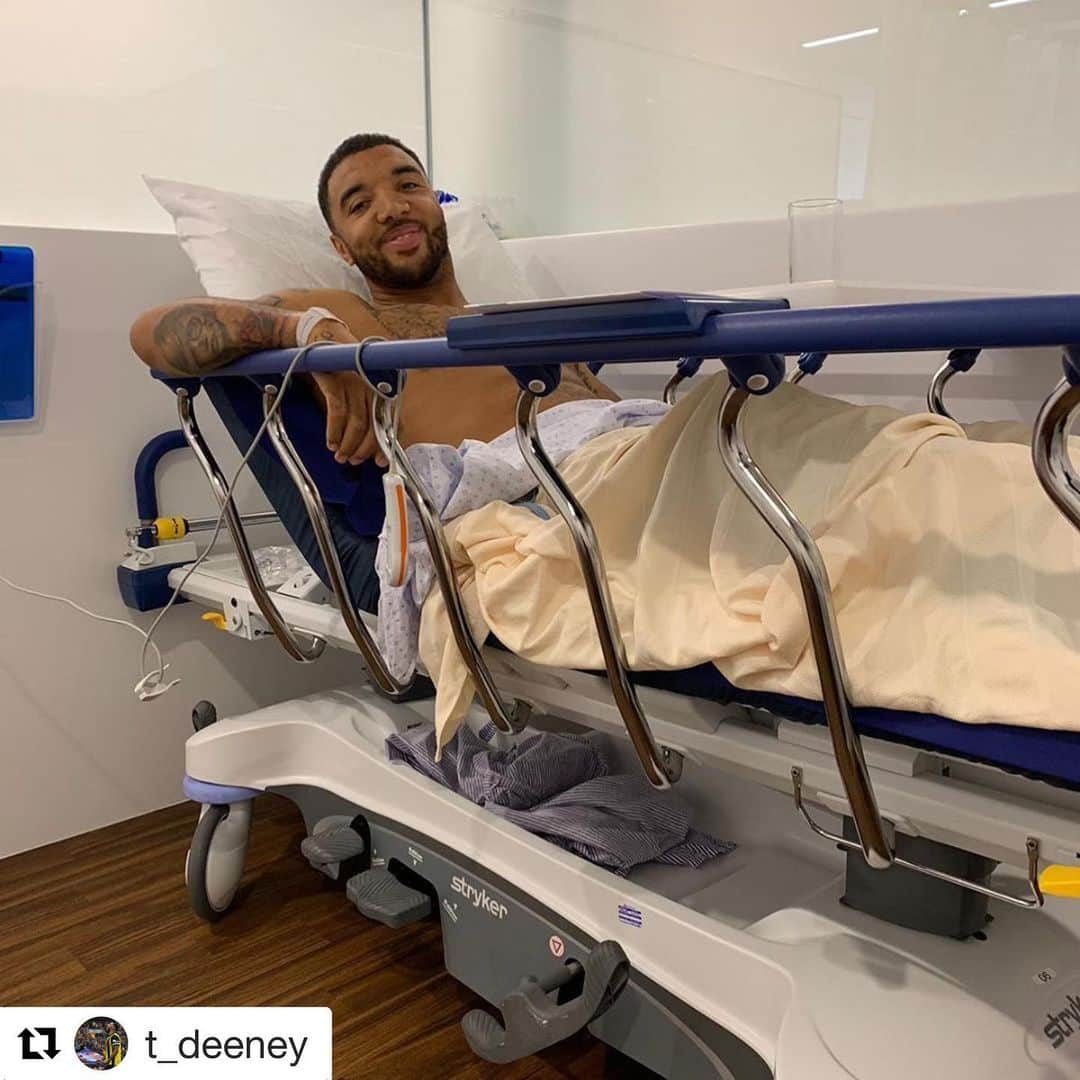 ワトフォードFCさんのインスタグラム写真 - (ワトフォードFCInstagram)「Get well soon skipper 🙏 ・・・ So after 3/4 weeks of trying to be the hero and play with discomfort and pain like a tit 🙈 we decided to sort the issues out one and for all. Thanks for the messages now it’s time to rest up, and mentally prepare myself to get back to help the squad 💪🏾」8月23日 1時53分 - watfordfcofficial