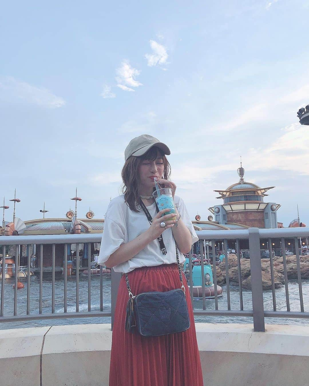 三浦菜々子さんのインスタグラム写真 - (三浦菜々子Instagram)「幸せそう。  #tokyodisneysea #tokyodisneyresort」8月23日 2時15分 - miura_nanako