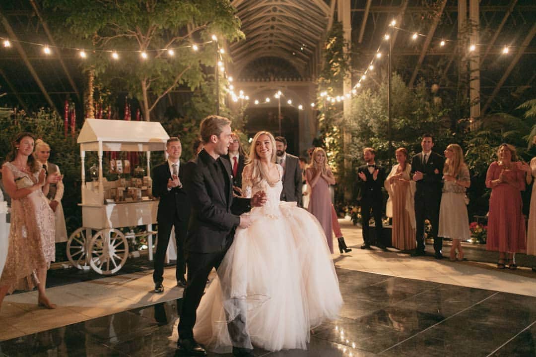 ピューディパイのインスタグラム：「Photos from our first dance, we were both so nervous ✨ I took a few wrong steps, but we look like we knew what we were doing.」