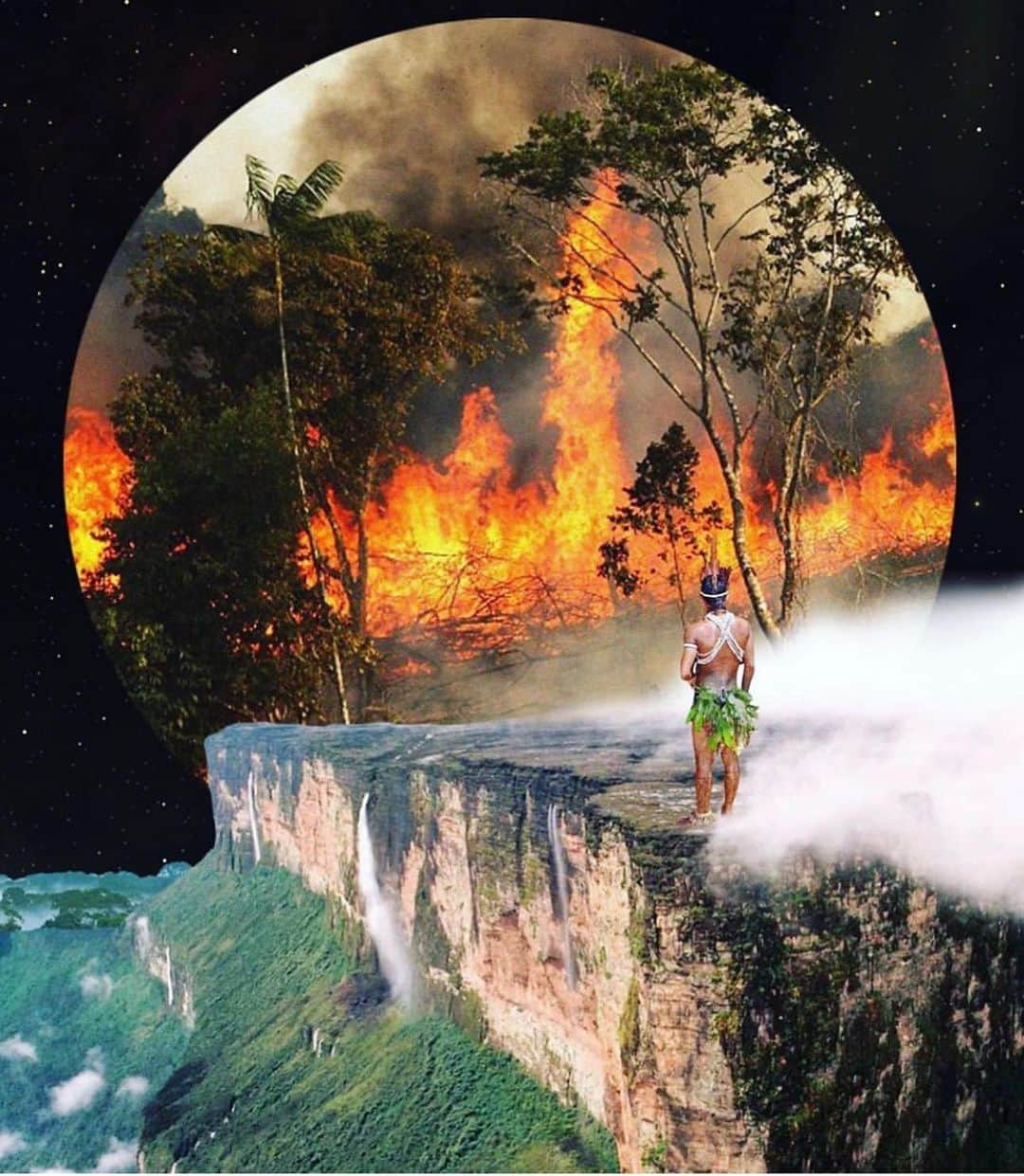 Aya（小山内あや）さんのインスタグラム写真 - (Aya（小山内あや）Instagram)「Enough... The Amazon is Ablaze. The Earth is hurting.... アマゾン川上流で記録的な規模の森林火災が起きています。周囲の住民や生態系に多大なる影響を及ぼしています…… アマゾンの熱帯雨林は湿気の多い気候の影響もあり比較的燃えにくい性質を持っています。 しかし、森林火災は「干ばつ」と「人間の活動」が組み合わさることで引き起こされているのです。 .......3週間経った今もなおアマゾンの森林が燃え広がってます。 「地球の肺」とも呼ばれるアマゾン。 地球全体の20%もの酸素を排出してくれてるこの森林一帯が燃え消えかかっています。 それは同時に私達の地球が「死」に近づいているというサインです。 それほどまでに広大な森林において発生した今回の大規模火災を無視することはできない。 What do we do to heal to this planet?? How do we put out the fires of industry?? We start with ourselves, the only ones we can change most directly. And then we start with our communities. And we continue in this fashion, no longer content with the way the world is until, together, we make a new one🌏. #地球が死にかかっています #拡散お願いします #PrayForAmazonia」8月23日 8時10分 - aya_fitness