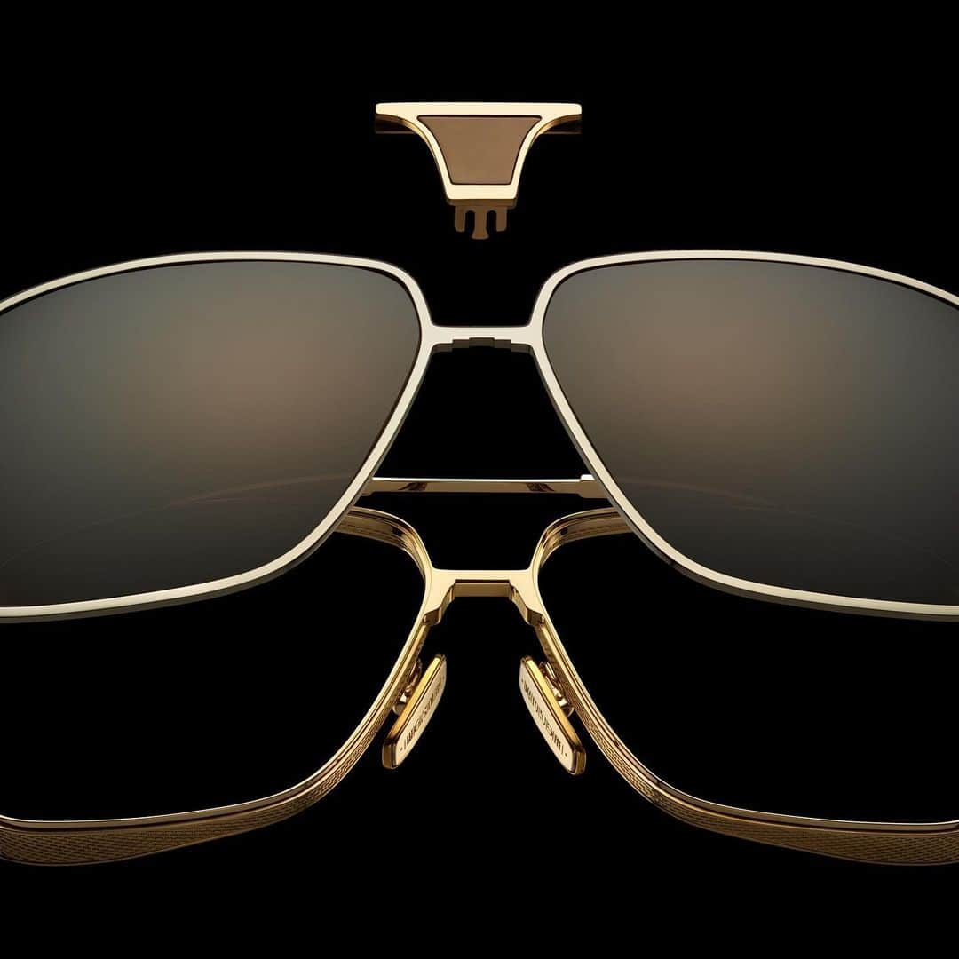 ディタさんのインスタグラム写真 - (ディタInstagram)「INTRODUCING DITA-EPILUXURY. There are countless luxury eyewear brands but there is only one EPILUXURY eyewear brand in the world. EPI-LUXURY, meaning ABOVE-LUXURY, that which holds true to five singular tenets in a personal and meaningful way has all but disappeared. We exist to resuscitate its power. Discover more dita.com/dita-epiluxury #DITAepiluxury #CategoryOfOne #DITAeyewear」8月23日 3時36分 - ditaeyewear