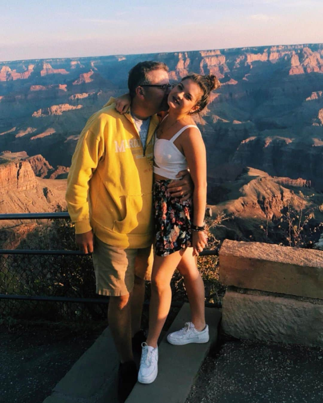 Brooke Marie Hylandさんのインスタグラム写真 - (Brooke Marie HylandInstagram)「as happy as the Grand Canyon is deep 🌵✨」8月23日 3時55分 - brookehyland