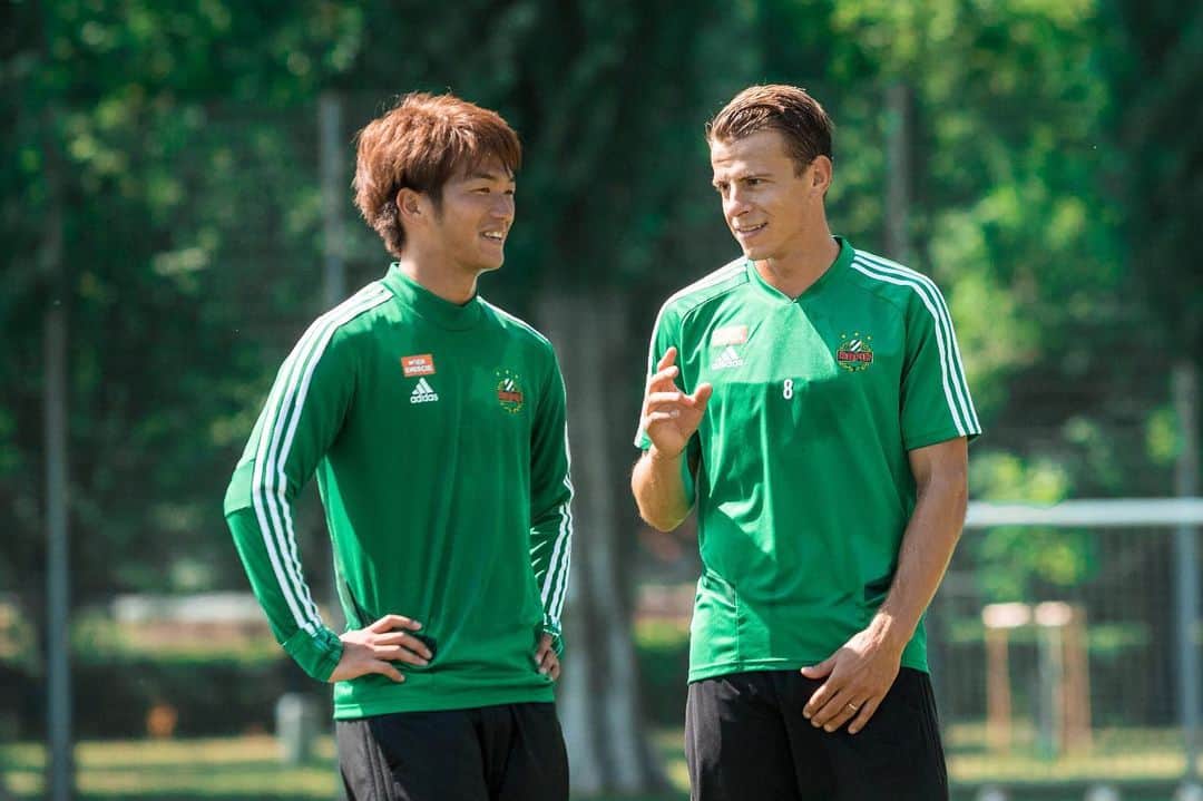 北川航也のインスタグラム：「. 😁😁💚 . @red_ring_shots」