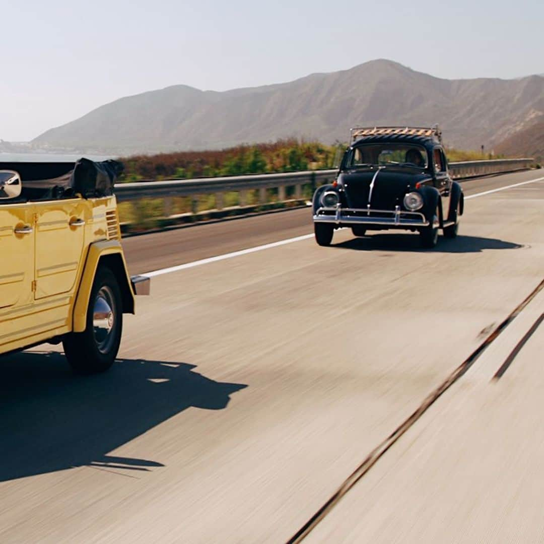 Volkswagen USAさんのインスタグラム写真 - (Volkswagen USAInstagram)「For this year’s Treffen Cruise we brought Max, a 1964 Beetle, from our historical fleet. ____________________________________  A moment from #Hwy1Treffen. Treffen Highway 1 Cruise is a yearly trek that VW owners make from the Canadian to the Mexican border. Along the way, drivers join to reunite with old friends, meet fellow VW enthusiasts, and generally enjoy all that the coast has to offer.」8月23日 4時54分 - vw