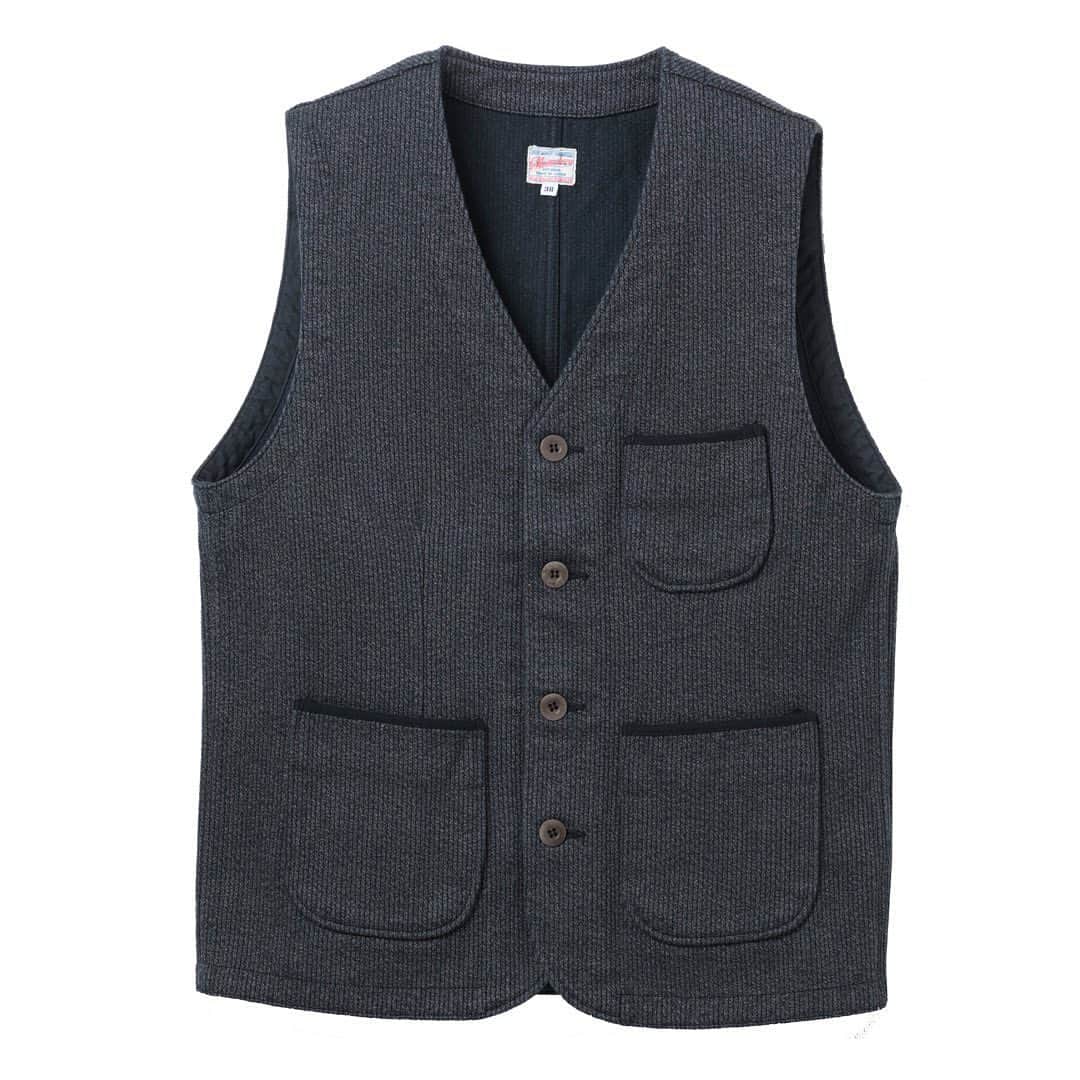 momotarojeansのインスタグラム：「04-041 bedford cloth vest  #kojima #kurashiki #okayama #jeans #denim #denimday #denimporn #denimhead #selvedge #selvage #selvedgedenim #selvedgeforum #denimevolution #selvedgemurah #unionspecial #goingtobattle #madeinjapan #japanesedenim #fading #naturalfading #madebyhand #madeinjapan #jeanslife #vintagejeans #fade #selvedge #mensweardaily」