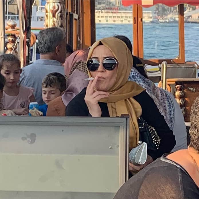 JULIEN D'YSさんのインスタグラム写真 - (JULIEN D'YSInstagram)「Une femme #Istanbul #smokingwomen 🇹🇷in the boat」8月23日 17時02分 - juliendys