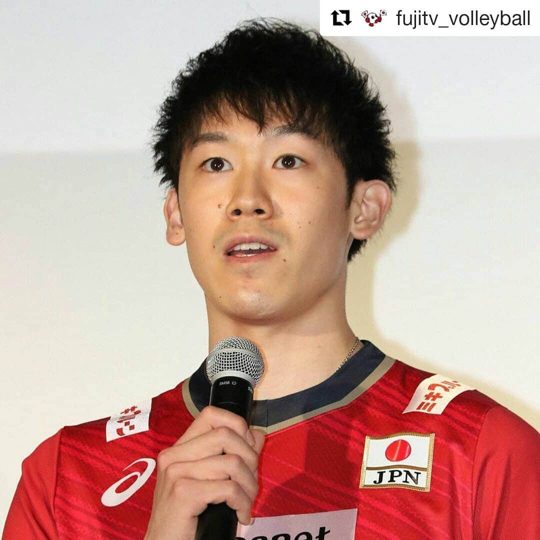 岡山放送さんのインスタグラム写真 - (岡山放送Instagram)「#Repost @fujitv_volleyball (@get_repost) ・・・ ワールドカップへの誓い💪 男子日本代表🇯🇵石川祐希選手✨ 『ワールドカップでは今シーズン最高のパフォーマンスをします。そしてメダルを狙います』  日本の絶対エースによる力強い宣言💪 ワールドカップ前回大会で大ブレイクし、この４年間世界を相手にさらに進化したこの男が、再び日本を勝利に導きます🏆 #ワールドカップバレー  #9月14日開幕  #フジテレビ系列#FNS#8ch#岡山放送#OHK」8月23日 8時47分 - ohk_official