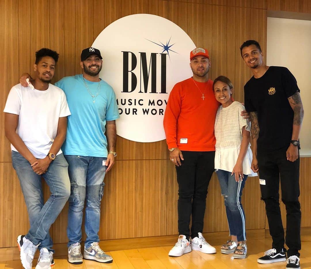 Broadcast Music, Inc.さんのインスタグラム写真 - (Broadcast Music, Inc.Instagram)「@oplusmusic stopped by #BMILA to share some new music! 🎶⚡️」8月23日 8時47分 - bmi