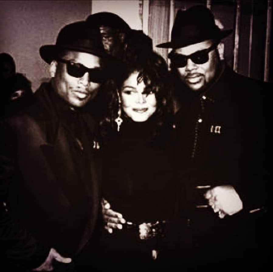 ジミー・ジャムさんのインスタグラム写真 - (ジミー・ジャムInstagram)「30 years ago today the first single from the @janetjackson Rhythm Nation album was released. It was called “Miss You Much” and if I remember correctly it was literally the first track Janet heard when she arrived at our Flytetyme studio in Minneapolis fresh off the plane from LA to start recording the album. When she walked into the room it was blasting out the speakers and she smiled so we pointed to a note on the keyboard and told her to play it on our cue. She did,  and it became the high string part on the chorus of the record. Although the recording process took 6 months her smile upon hearing this for the first time set us on a path that will never be forgotten. They say smiles are contagious so hopefully her smile was shared by fans around the world on this first step on the journey of Rhythm Nation. 😎 #janetjackson #jimmyjam  #terrylewis #rhythmnation #rhythmnation30 #herbalpert #jerrymoss #johnmcclain #stevehodge #briangardner #flytetyme #minneapolis #missyoumuch #sp1200 #arpomni #ensoniqmirage #oberheim #ob8 #harrison #series10 #otari #agfa #rockandrollhalloffame #songwritershalloffame #tbt」8月23日 8時59分 - flytetymejam