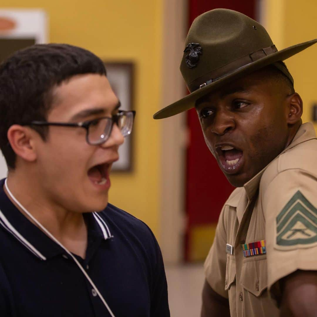 アメリカ海兵隊さんのインスタグラム写真 - (アメリカ海兵隊Instagram)「Say What!? Staff Sgt. Semaj Bridges, a drill instructor with Receiving Company, Support Battalion, corrects a recruit during the contraband brief during receiving. (@mcrdsd photo by Lance Cpl. Zachary Beatty)  #USMC #Marines #MarineLife #BootCamp #DrillInstructor」8月23日 9時01分 - marines