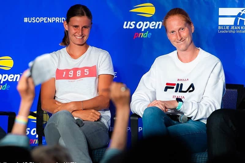 アリソン・バン・アイトバンクさんのインスタグラム写真 - (アリソン・バン・アイトバンクInstagram)「Thanks for having us @usopen #usopenpride #proudtobegay 🔥🏳️‍🌈」8月23日 9時23分 - alison_van_uytvanck