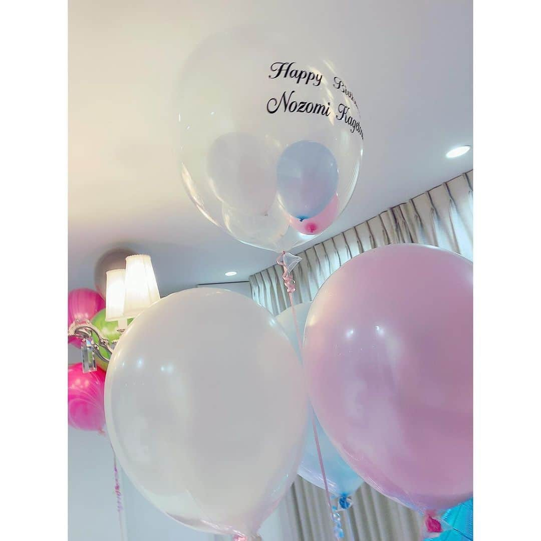 川崎希さんのインスタグラム写真 - (川崎希Instagram)「thank you🎈😍😍😍 @alexanderfriends  #27才笑 #birthday」8月23日 10時34分 - kawasakinozomi