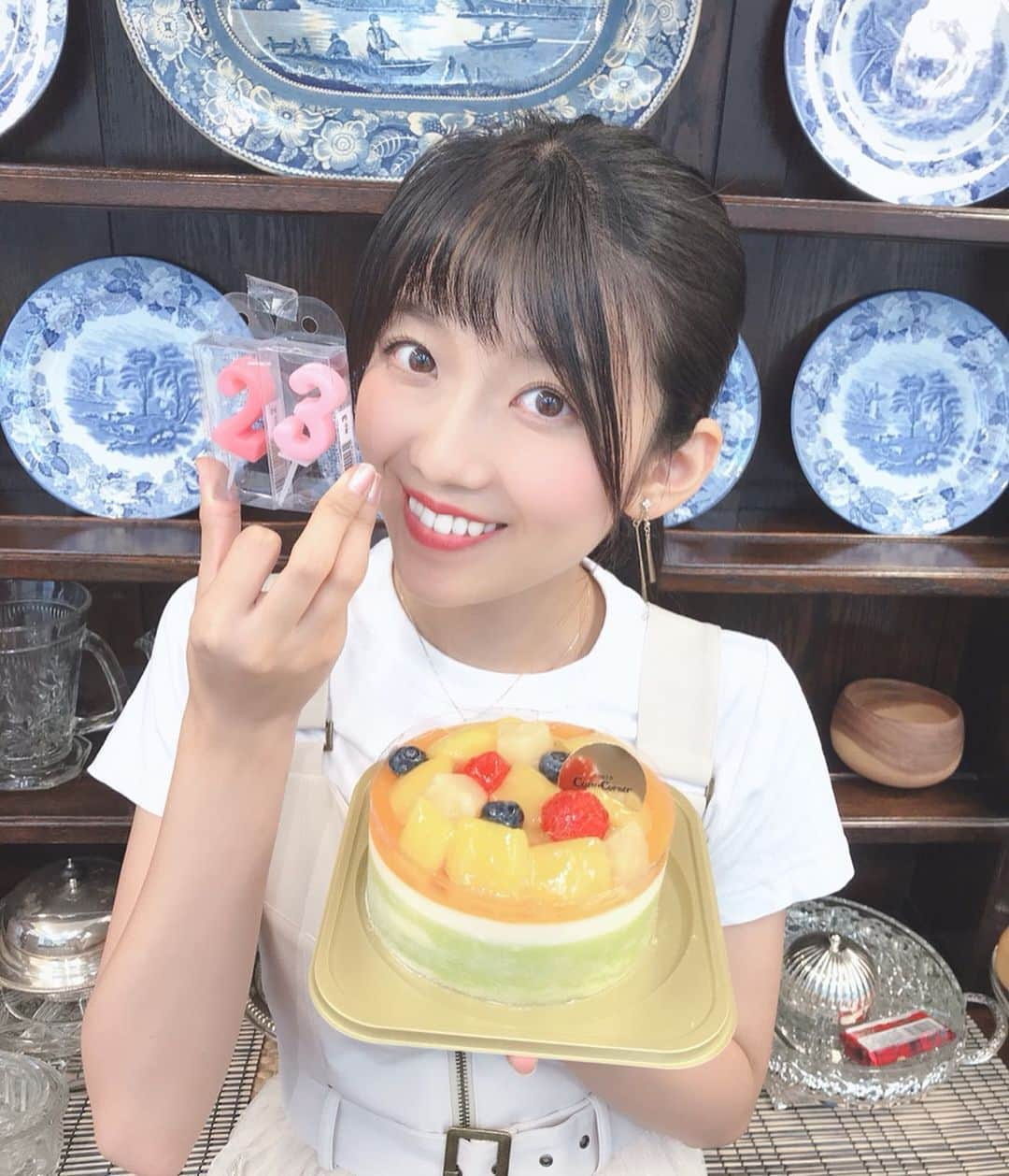 磯原杏華さんのインスタグラム写真 - (磯原杏華Instagram)「生誕祭ではケーキも 差し入れしていただきました🎂わお . ありがとうございましたっ❤︎ #birthdaycake #23th」8月23日 10時42分 - isoharakyoka_box