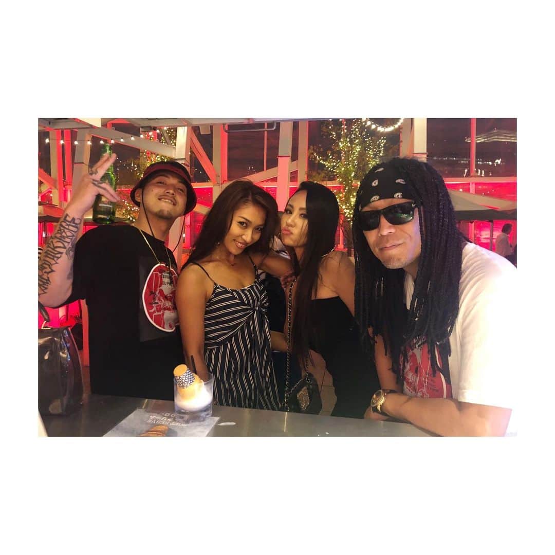 のインスタグラム：「昨夜のミモザ at PLUSTOKYO 銀座  #mimosa #ミモザ #plustokyo #tokyo #locohama」