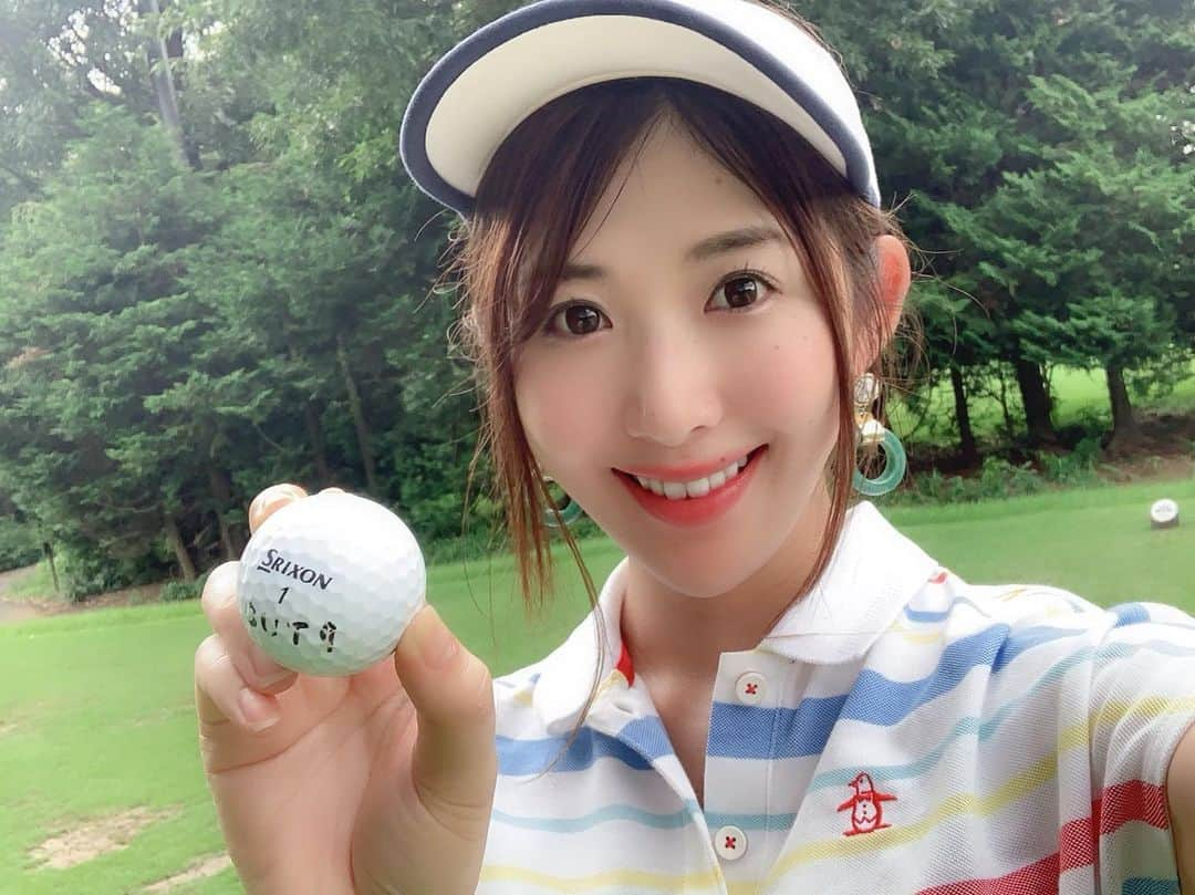 千代田唯さんのインスタグラム写真 - (千代田唯Instagram)「GTBカップ第6戦ありがとうございました⛳️🌸 暑さがゆるやかでゴルフ日和⛳️でしたね✨ ボール生還ゲーム初めて成功できて嬉しかったなぁ☺️チームの方々が色々面白くてたくさん笑った1日でした🐰❤️ 皆さん今日はゆっくり休んで下さい✨ 華やかなGTBカップ⛳️とても楽しいです！次戦9/18もお待ちしていますね(๑˃̵ᴗ˂̵)♡ #ゴルフトゥデイ #gtバーディーズ  #gtバーディーズカップ  #昭和の森ゴルフコース  #z_stars  #srixonz_stars  #ゴルフ大好き #ゴルフ #ゴルファー #ゴルフウェア #ゴルフファッション #ゴルフコーデ  #マンシングウェア  #ハワイ ライン  #golf  #golflovers #golfgirls  #instagolfer  #golfwear  #munsingwear  #golffashion  #골프 #高尔夫球 #골프웨어」8月23日 13時17分 - chiyodayui0920