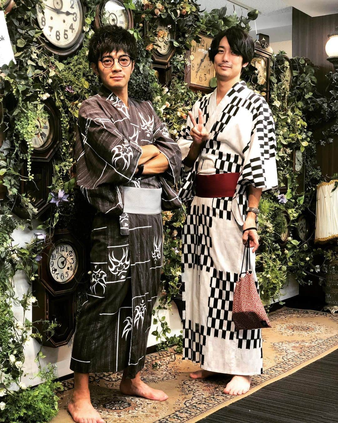 和田正人さんのインスタグラム写真 - (和田正人Instagram)「男二人の京都旅。そんなテーマで #三井ガーデンホテル京都駅前 の試泊会に参加。洗練された京の美が散りばめられたお部屋のデザイン。個人的には朝食が美味すぎて朝から感動。着物レンタルや、荷物を宿泊ホテルへ運んでもらえるバゲージサービス等々の、おもてなしのサービスも充分。撮影に来た時とは違う、京都の一面を体験して、大満足なおっさん2人でしたとさ。#三井ガーデンホテル #wargo #平岡祐太 #最終日にしっかりゴルフも堪能 #スコアぼろぼろ #飲みすぎた」8月23日 13時29分 - daaaaaawaaaaaa