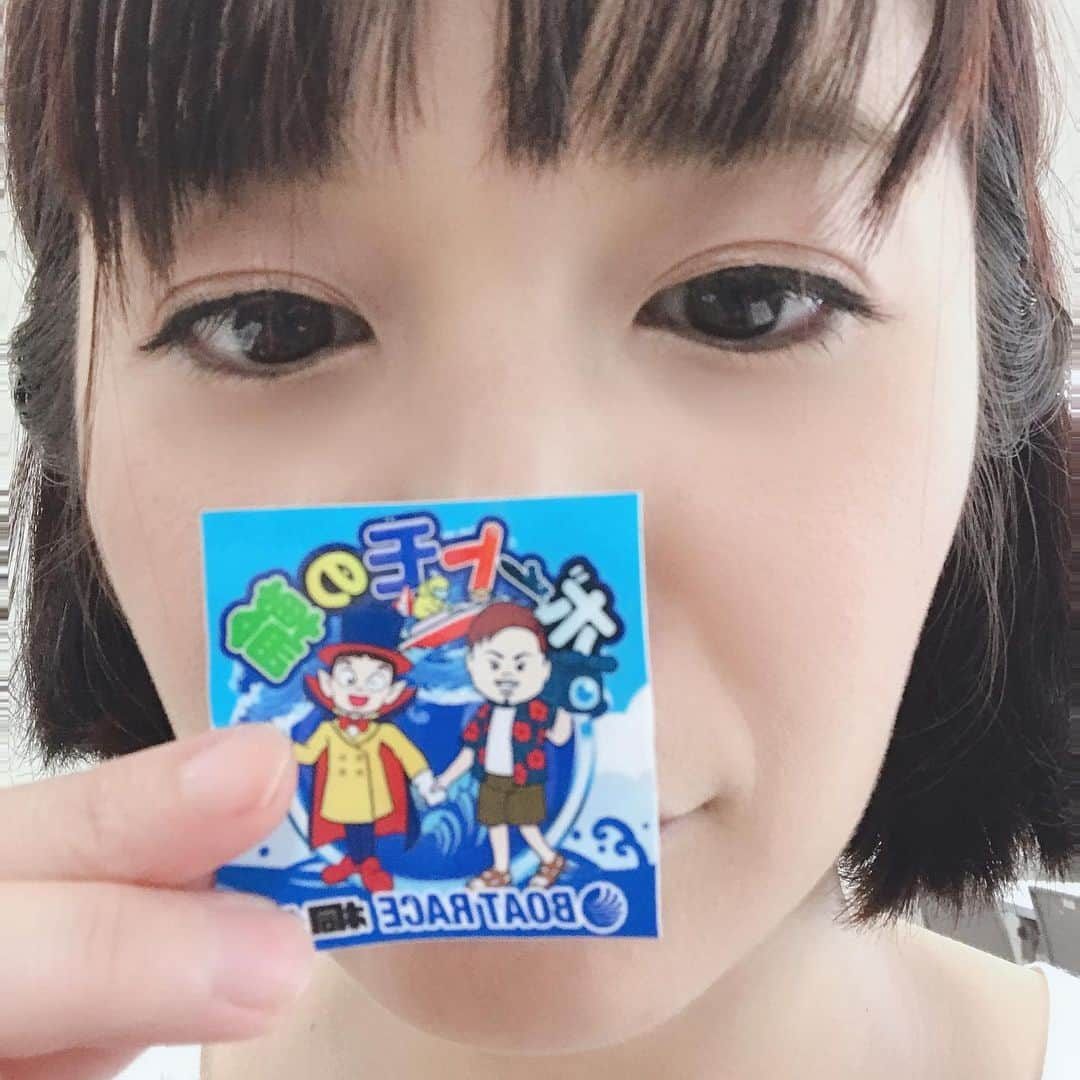 二階堂瑠美のインスタグラム：「インカメラは反転するんだね。 知らなかったよ。」