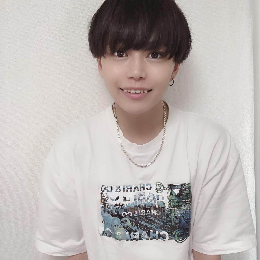 ほりえりくのインスタグラム：「黒髪になりました🤭」