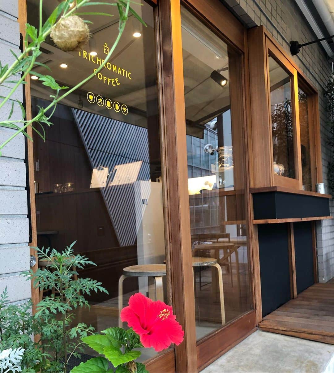 TRICHROMATIC COFFEEのグルメインスタ