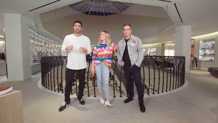 バーニーズ・ニューヨークのインスタグラム：「Comedian and host of this year’s MTV VMA’s, @sebastiancomedy and wife @lanagomez, stopped by our Beverly Hills Flagship with @complex to find the Perfect Fit for the VMA after-party. Head to our IG stories to see the full video.」